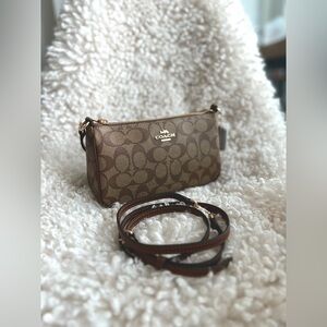 🌰Authentic Coach Messico Top Handle Pouch Signature Crossbody Bag Khaki/Brown 🍁